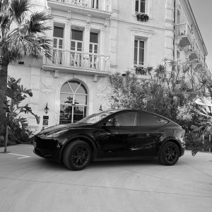 Service Real VTC 83 — chauffeur privé disponible 24h/24 dans le VAR